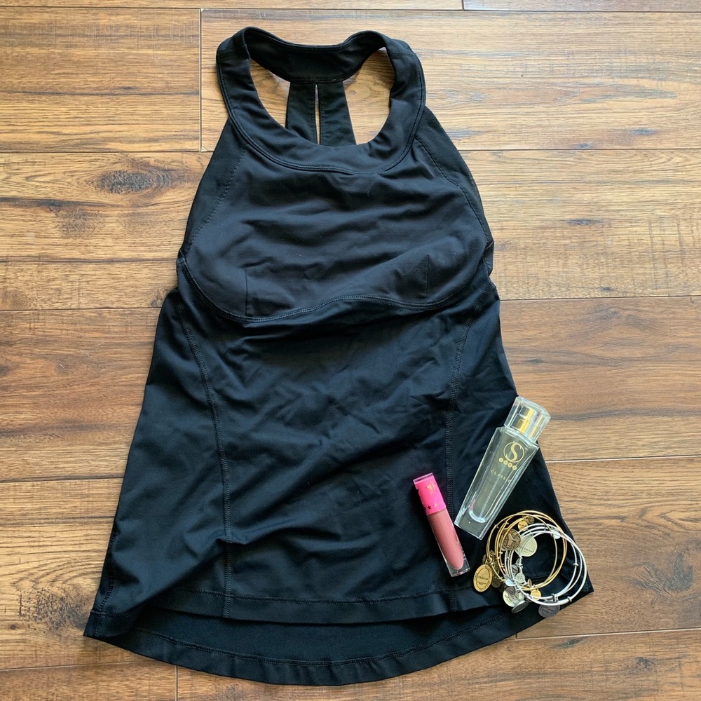 Lululemon 6 tank and bra